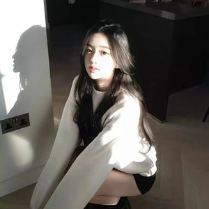 动漫精品中文无码
